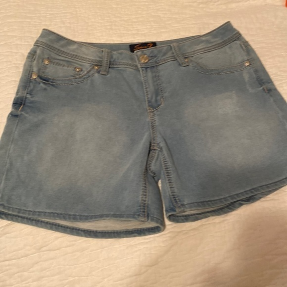Seven7 denim shorts